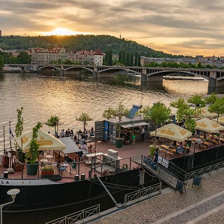Nice Apartman In New Town Pragueアパートメント エクステリア 写真