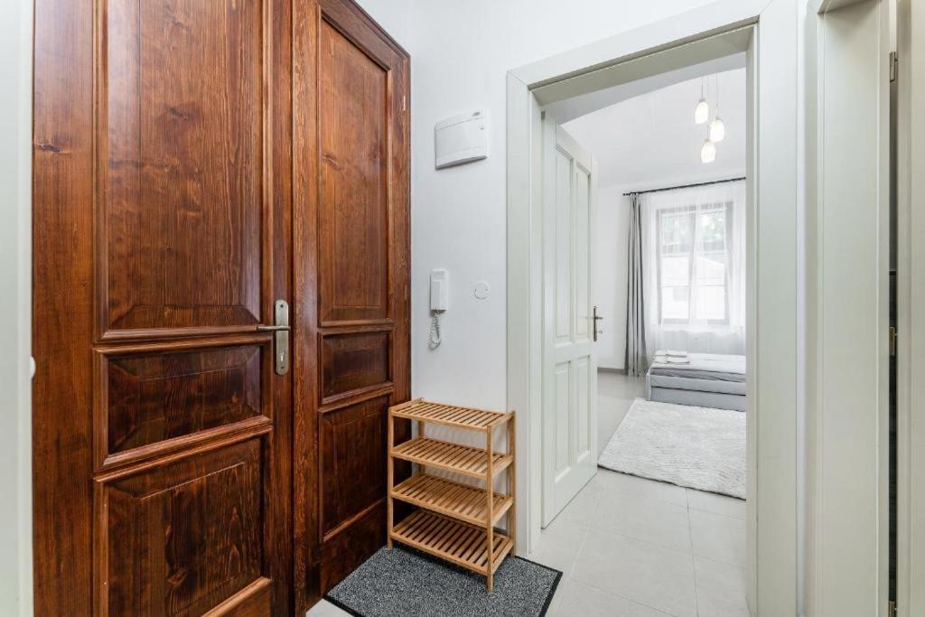 Nice Apartman In New Town Pragueアパートメント エクステリア 写真