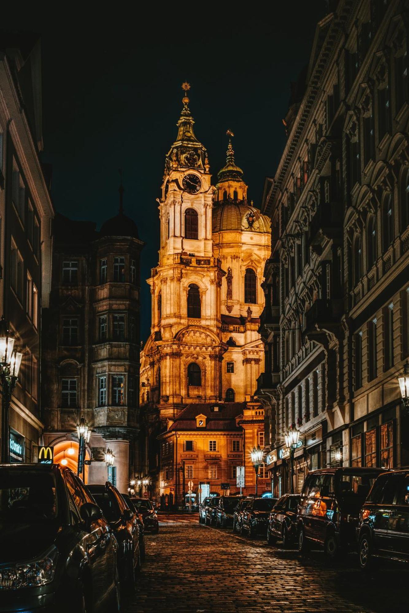 Nice Apartman In New Town Pragueアパートメント エクステリア 写真